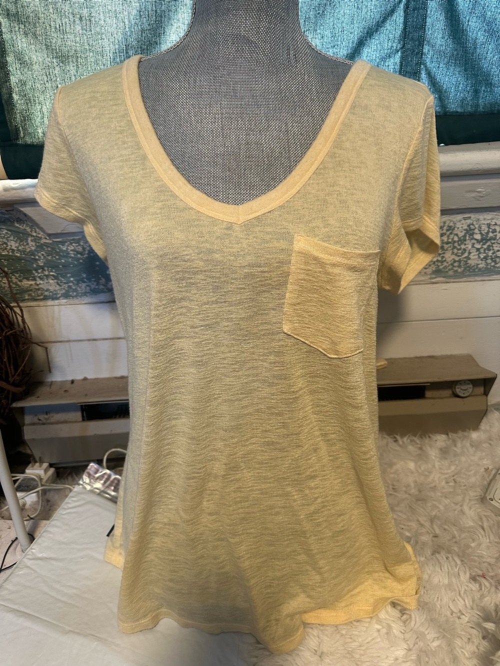 Light Yellow V-Neck Pocket Tee - Women's Short Sleeve